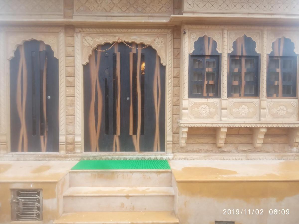 ホテル Aapni Haveli ジャイサルメール エクステリア 写真
